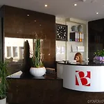 ホテル Bristol