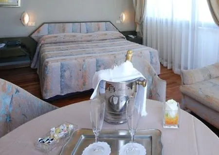 Bristol Hotel
