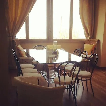 Bristol 4* 佩萨罗